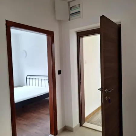Apartment By The Sea Rogoznica - 23767