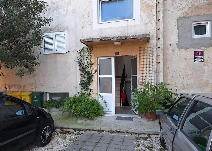 By The Sea - 23767 罗戈兹尼察